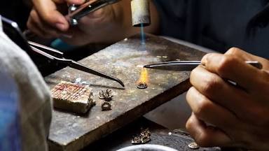 Why Jewelry Makers Choose Prestige Stones for Their Loose Gemstones